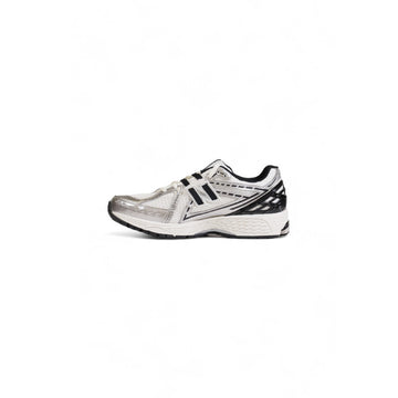 New Balance Men Sneakers