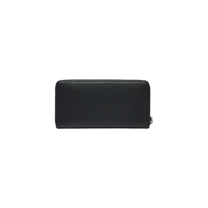 Calvin Klein  Women Wallet